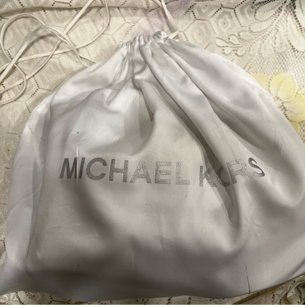 Michael Kors - Picture 5 of 5